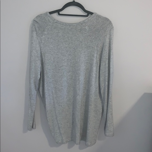 Grey sweater - Picture 2 of 2